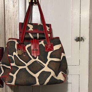 Dooney Burke purse matching wallet!! SUNDAY SPECIAL